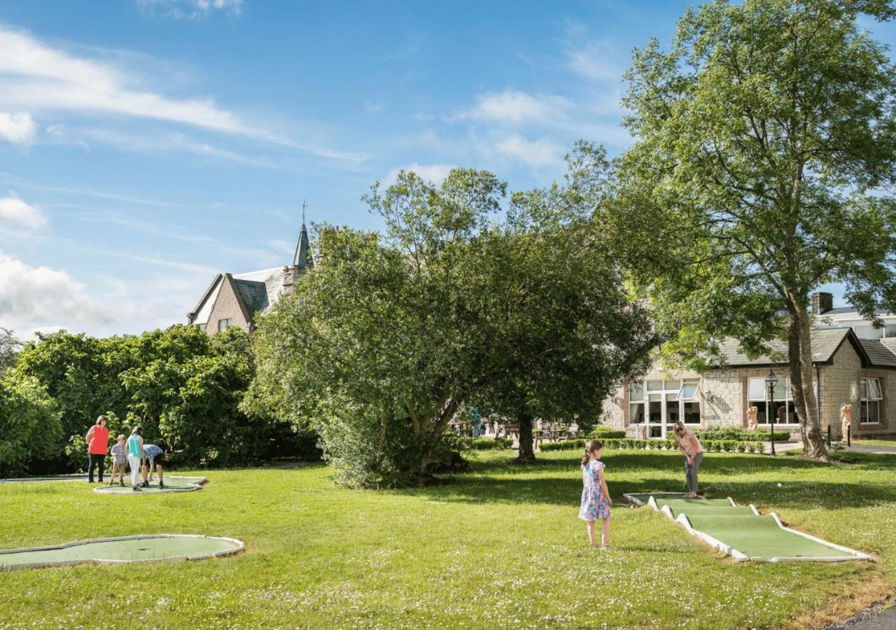 Hotel Breaffy House And