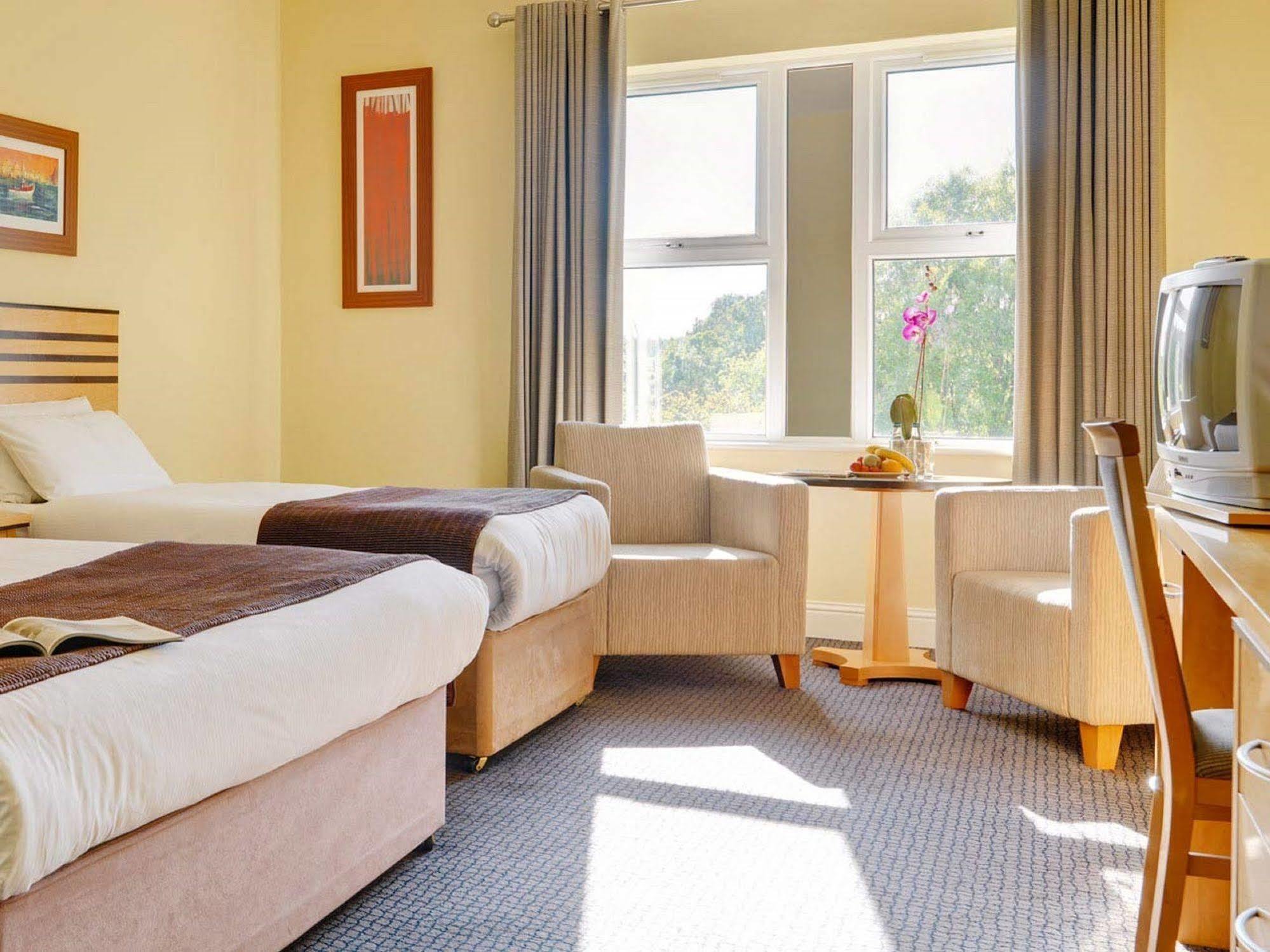 Hotel Breaffy House And 4*